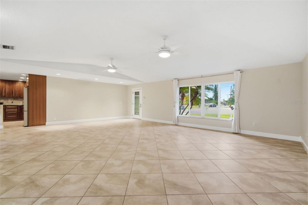 773 Kingston Court, Apollo Beach, FL 33572 Photo