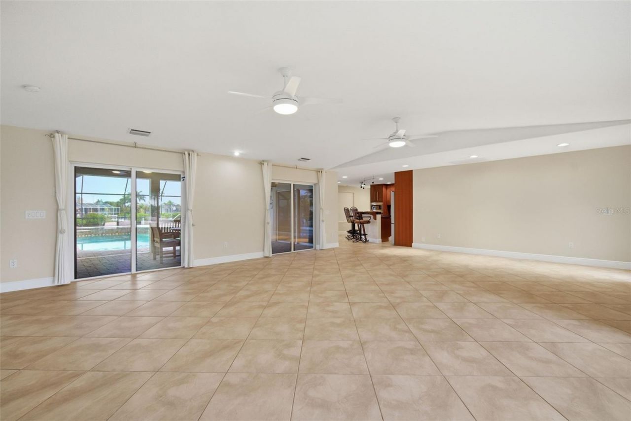 773 Kingston Court, Apollo Beach, FL 33572 Photo