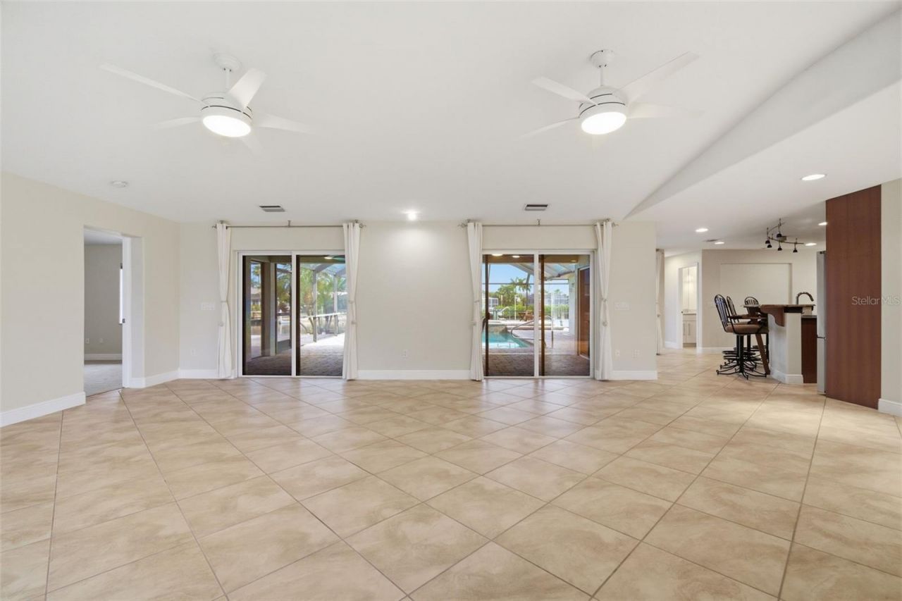 773 Kingston Court, Apollo Beach, FL 33572 Photo