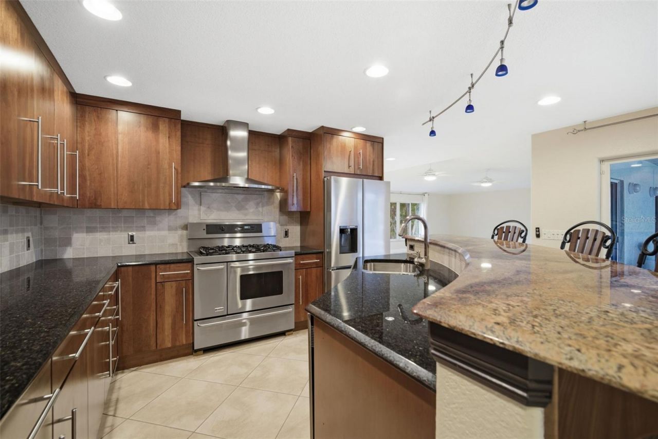 773 Kingston Court, Apollo Beach, FL 33572 Photo