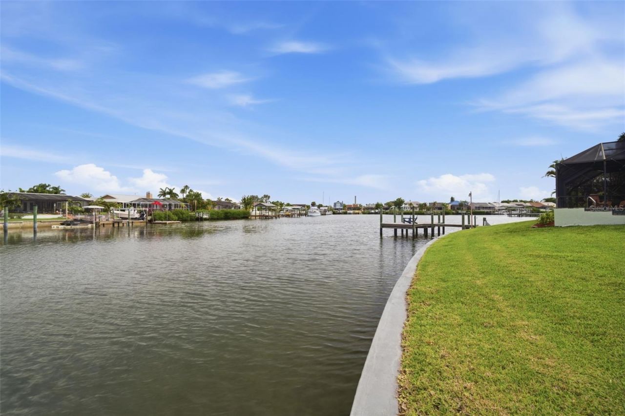 773 Kingston Court, Apollo Beach, FL 33572 Photo