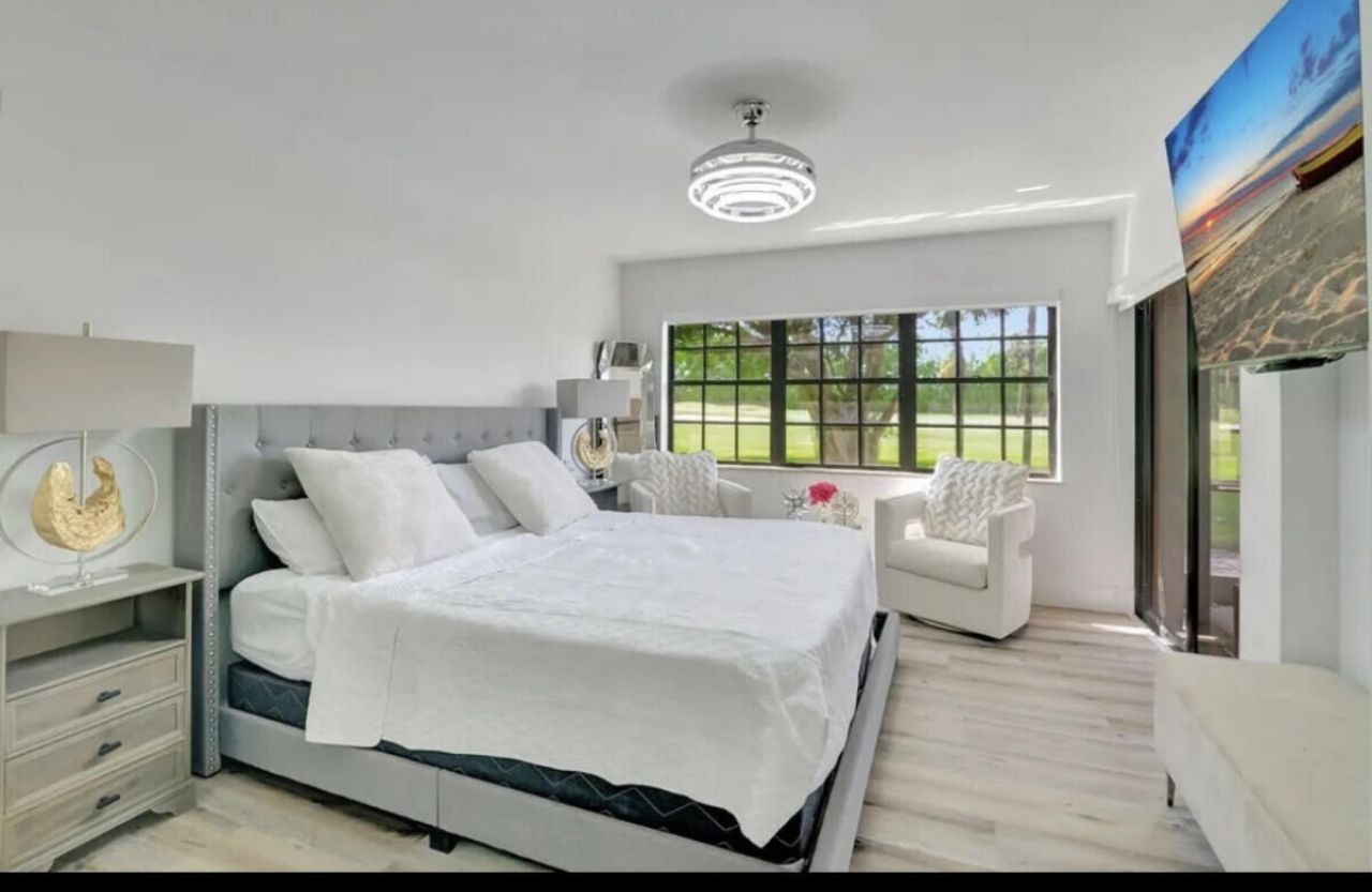 17372 Boca Club Boulevard, Unit 408, Boca Raton, FL 33487 Photo