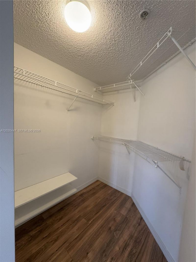 470 S Park Rd , Unit 7-203, Hollywood, FL 33021 Photo
