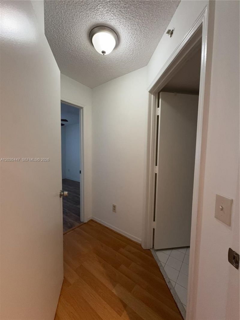 470 S Park Rd , Unit 7-203, Hollywood, FL 33021 Photo