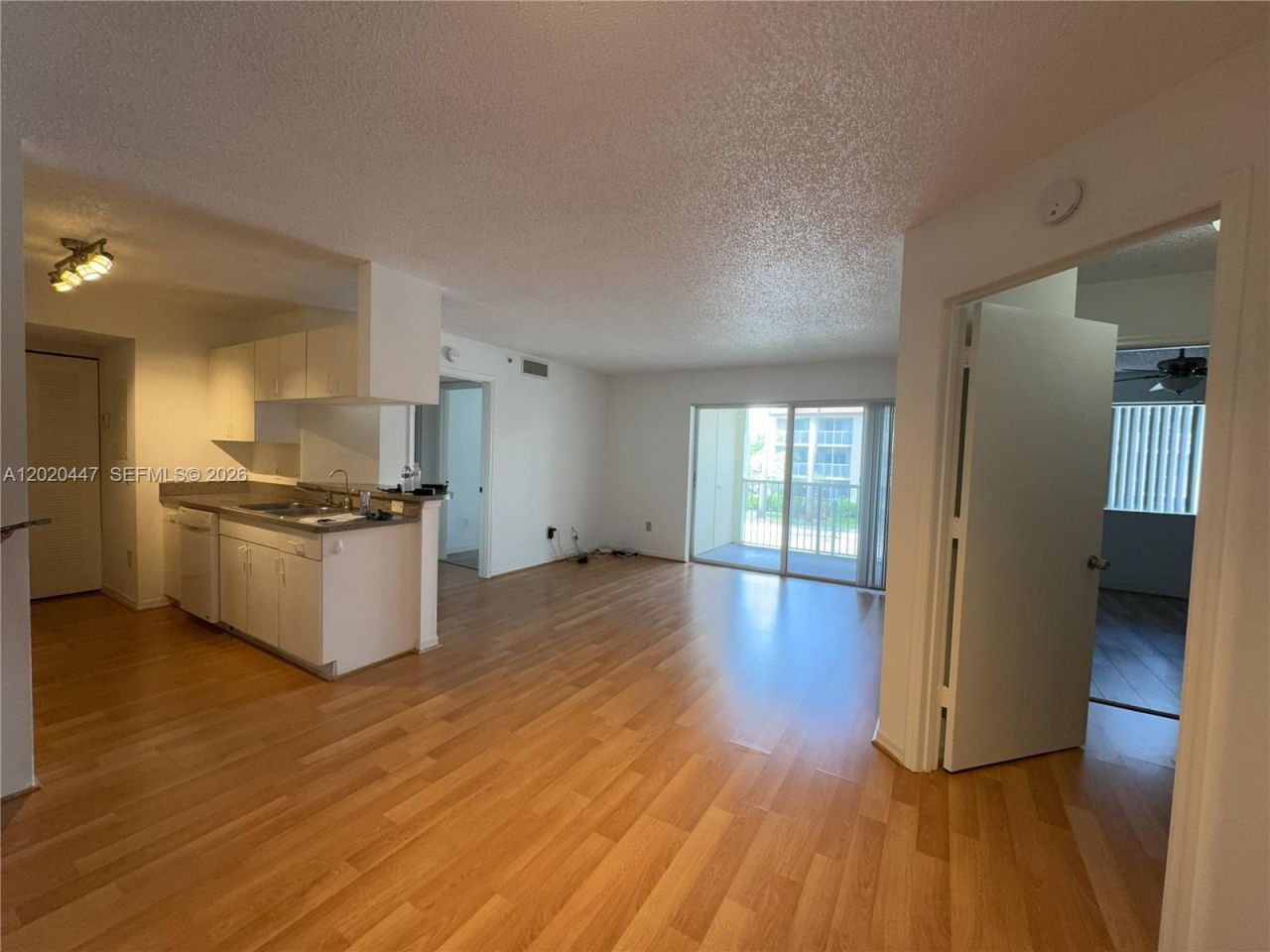 470 S Park Rd , Unit 7-203, Hollywood, FL 33021 Photo
