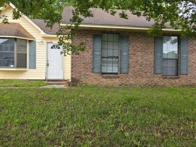 1104 Douglas Wayne Road, Summerville, SC 29486
