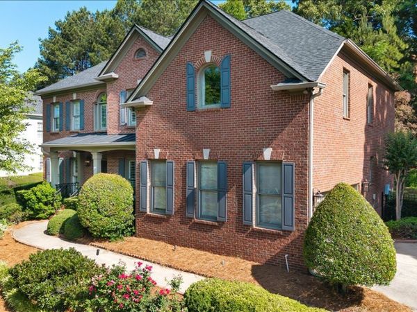 525 Woodmoore Court, Atlanta, GA 30342