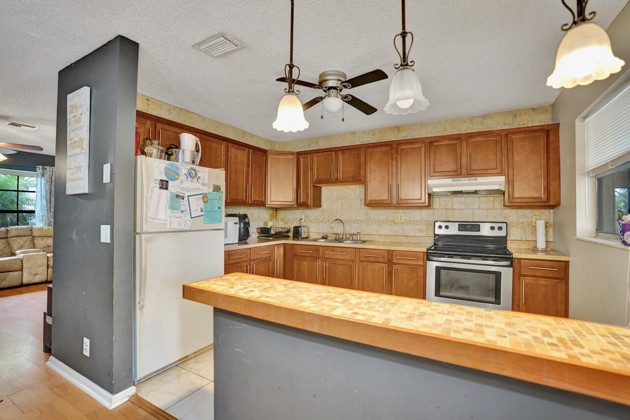 125 Seagull Court, Royal Palm Beach, FL 33411 Photo