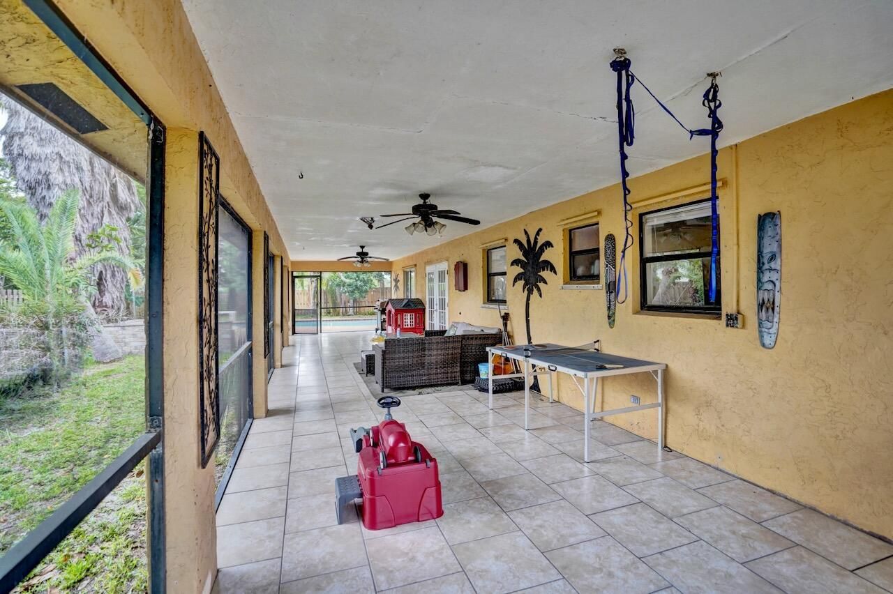 125 Seagull Court, Royal Palm Beach, FL 33411 Photo