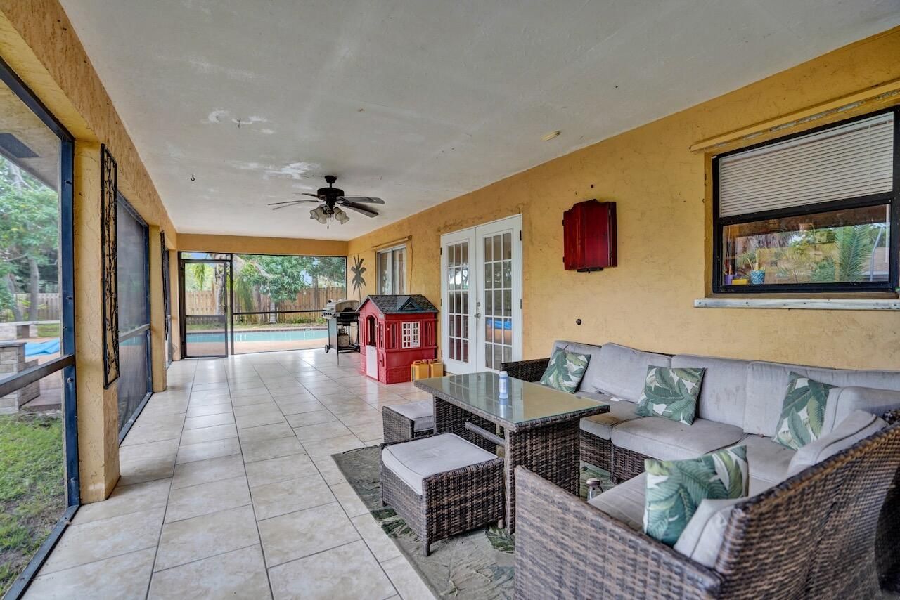 125 Seagull Court, Royal Palm Beach, FL 33411 Photo