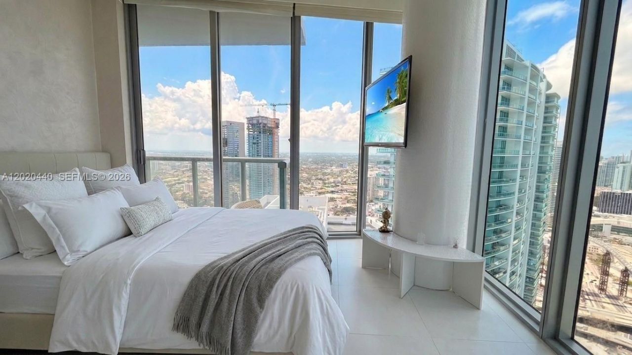 Please Call For Address, Unit 5608, Miami, FL 33132 Photo