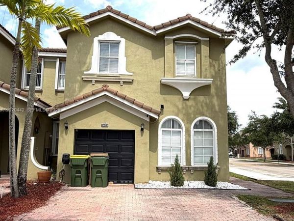 1453 SE 24th Rd , Homestead, FL 33035
