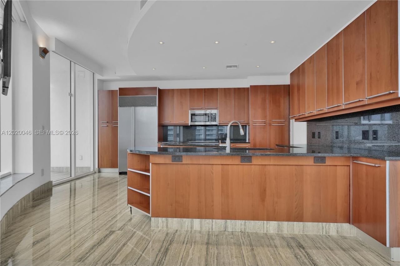 901 Brickell Key Blvd , Unit 3204, Miami, FL 33131 Photo