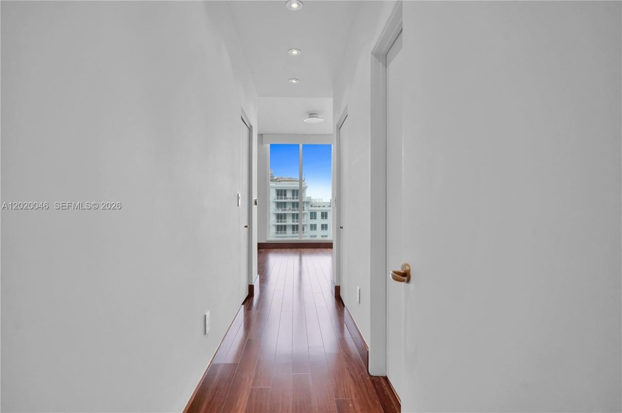 901 Brickell Key Blvd , Unit 3204, Miami, FL 33131 Photo