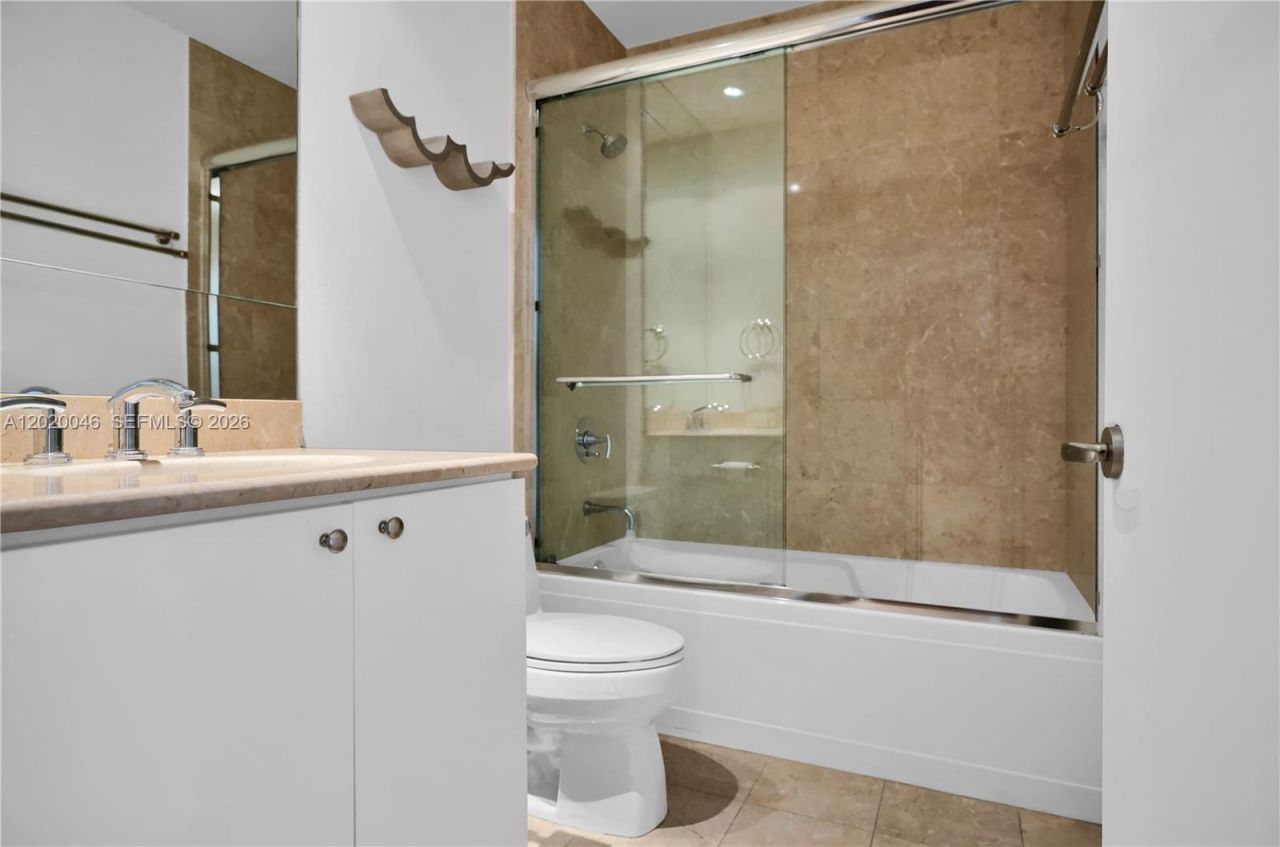901 Brickell Key Blvd , Unit 3204, Miami, FL 33131 Photo
