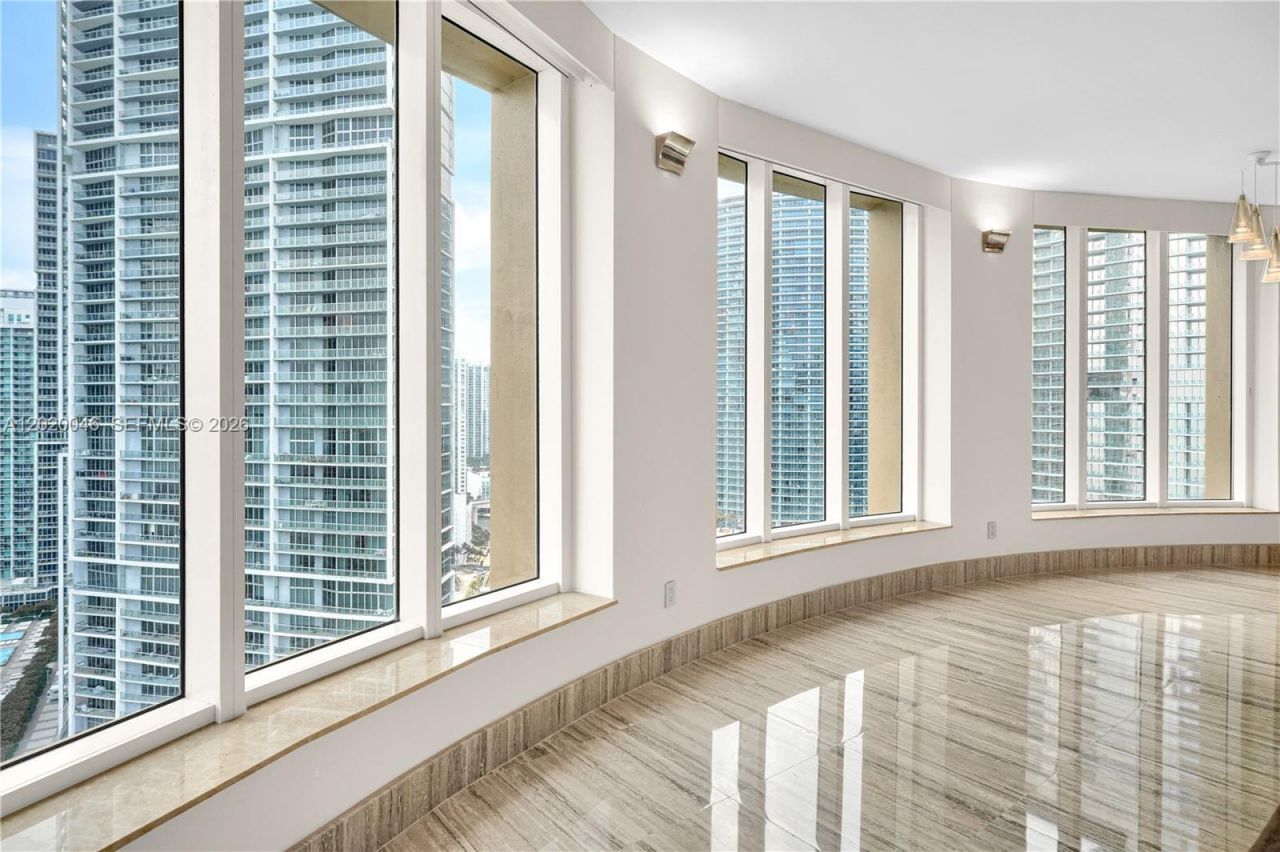 901 Brickell Key Blvd , Unit 3204, Miami, FL 33131 Photo