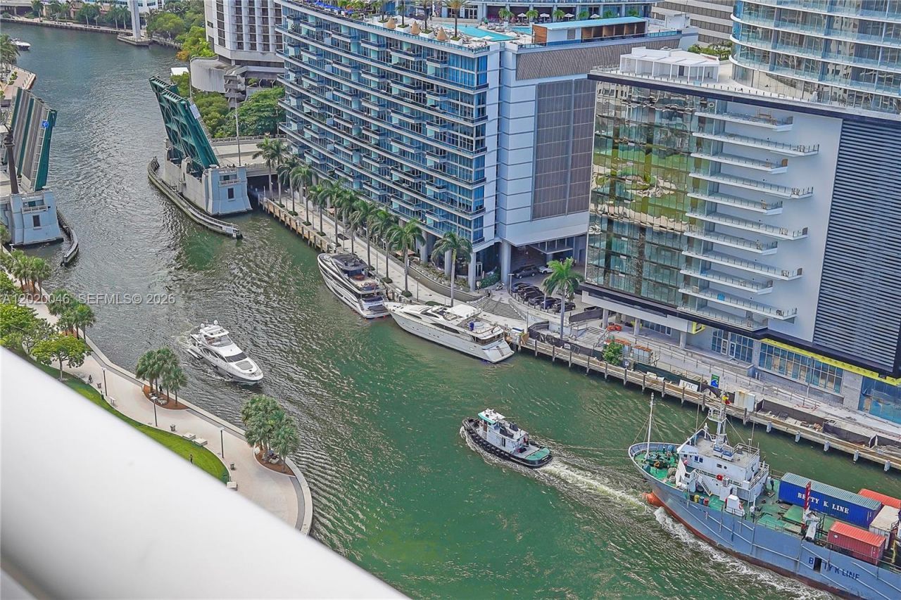 901 Brickell Key Blvd , Unit 3204, Miami, FL 33131 Photo