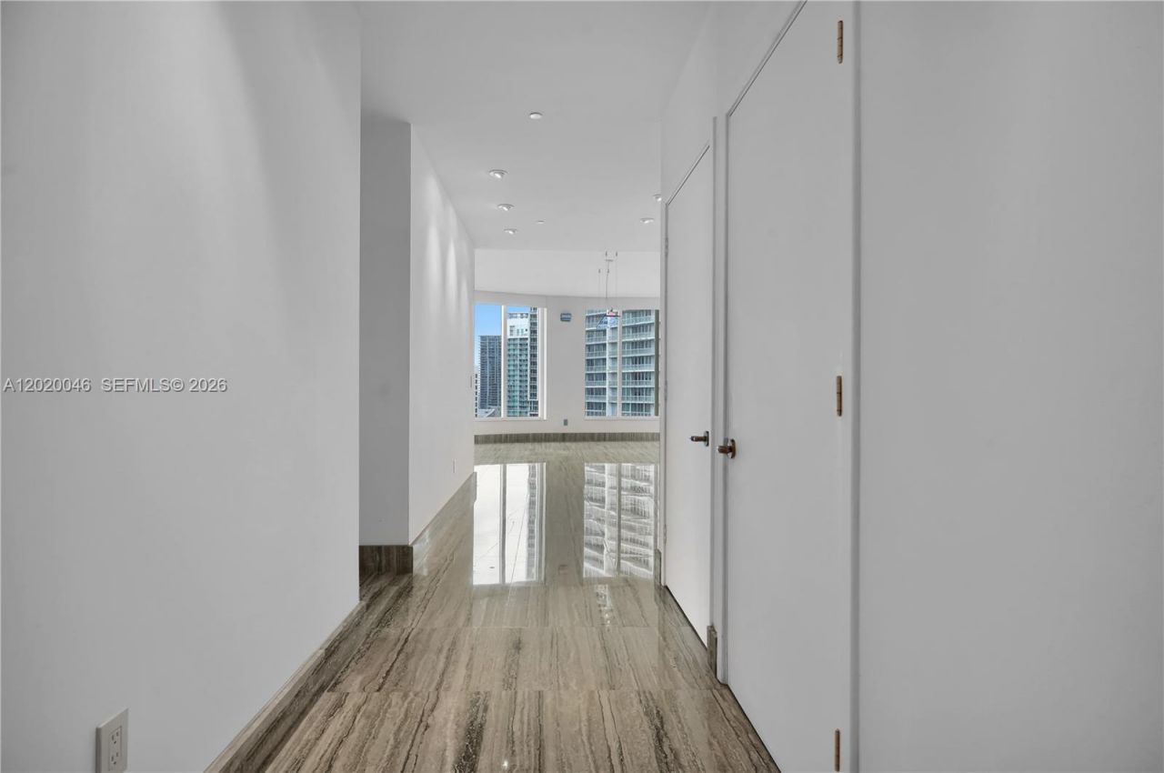 901 Brickell Key Blvd , Unit 3204, Miami, FL 33131 Photo