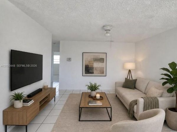 4030 SW 61st Ave , Unit 6, Davie, FL 33314