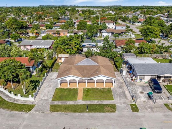 30323 SW 152nd Pl , Homestead, FL 33033