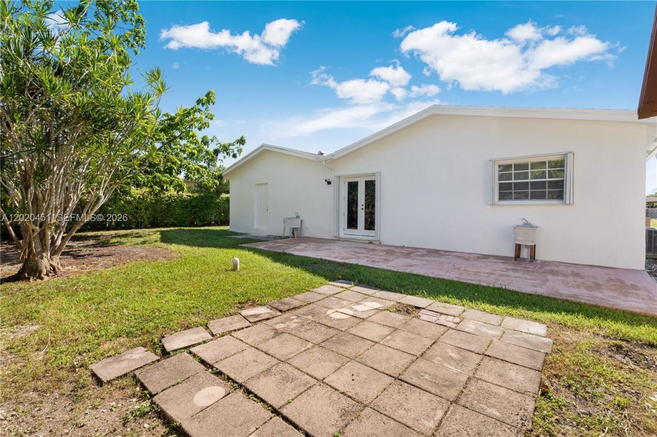 30323 SW 152nd Pl, Homestead, FL 33033 Photo