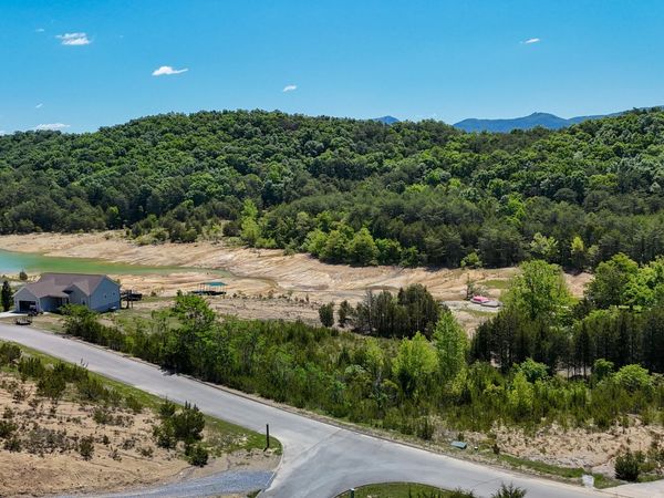 Lot 2 Emerald Pointe Boulevard, Dandridge, TN 37725
