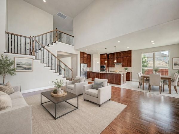709 Critty LN, Leander, TX 78641