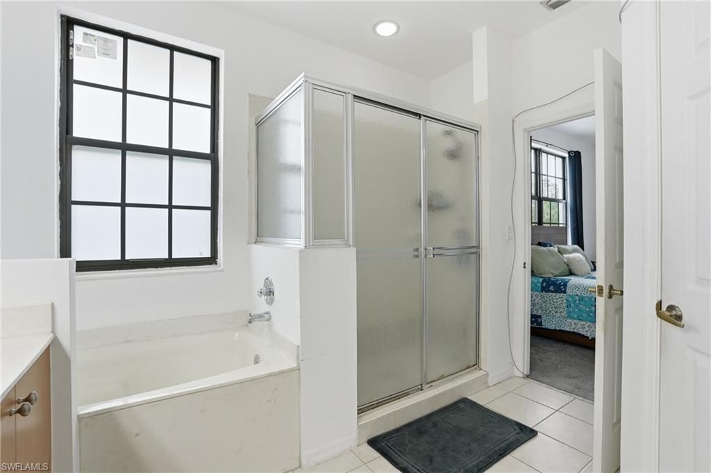 15208 Summit Place Cir, Naples, FL 34119 Photo