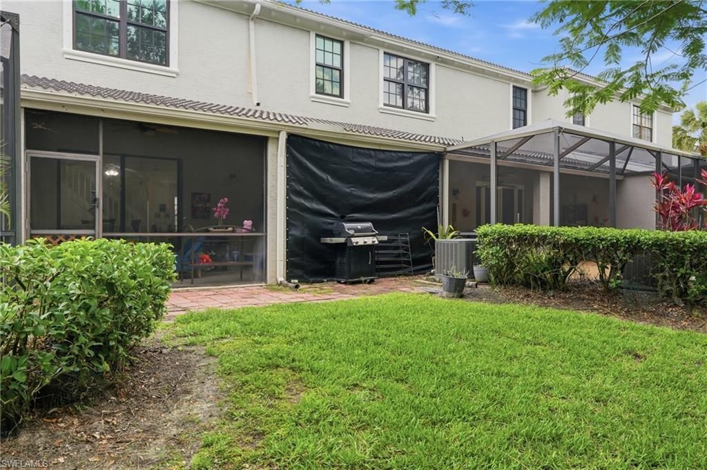 15208 Summit Place Cir, Naples, FL 34119 Photo