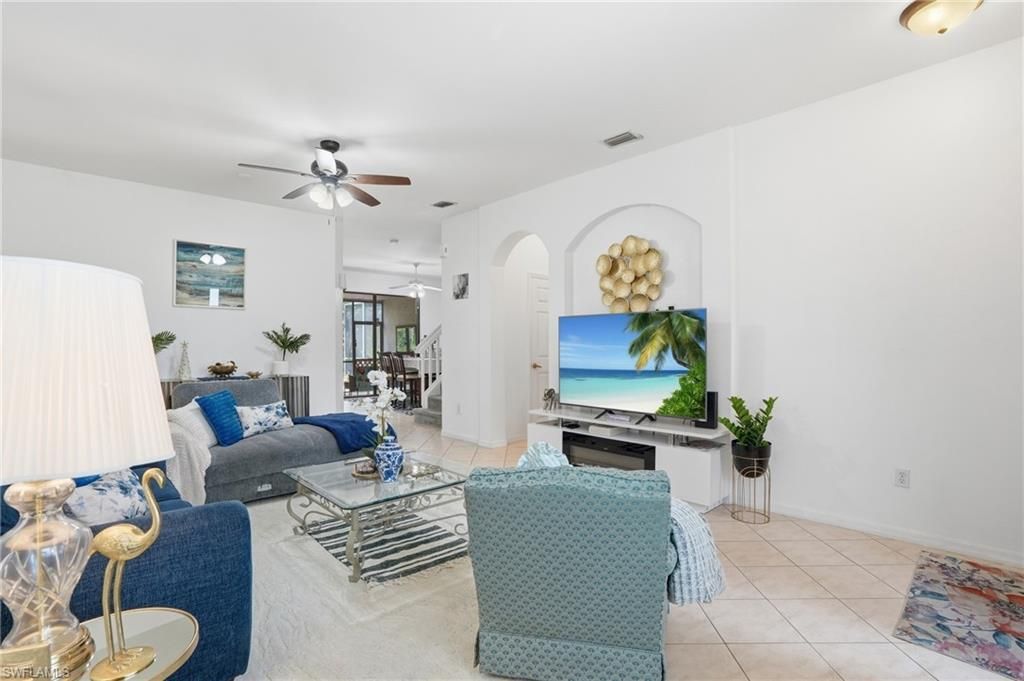 15208 Summit Place Cir, Naples, FL 34119 Photo