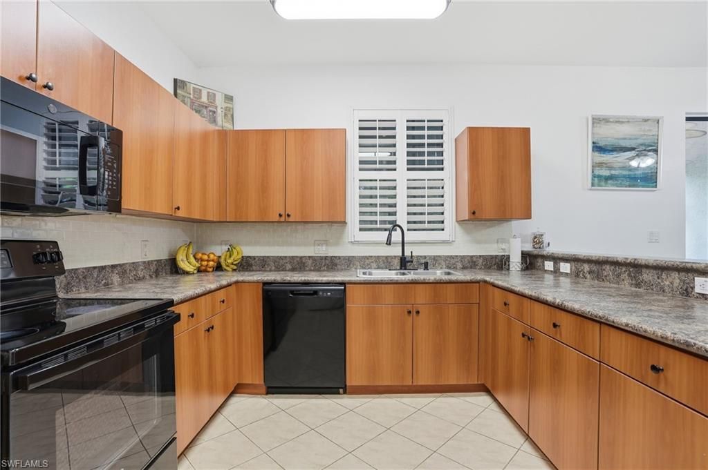 15208 Summit Place Cir, Naples, FL 34119 Photo