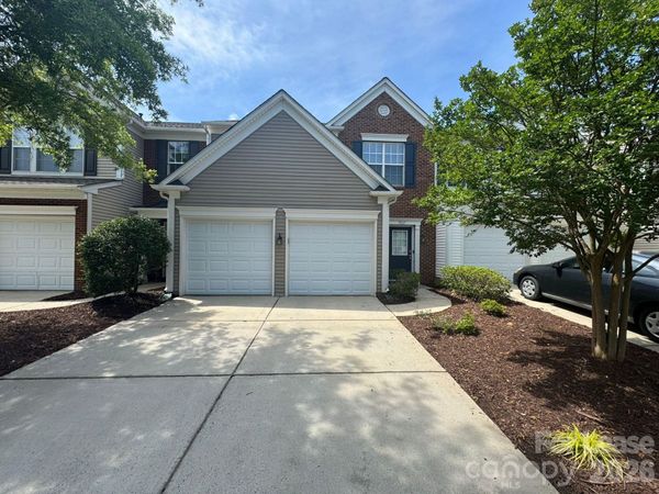 9007 Bishop Crest Lane , Charlotte, NC 28277