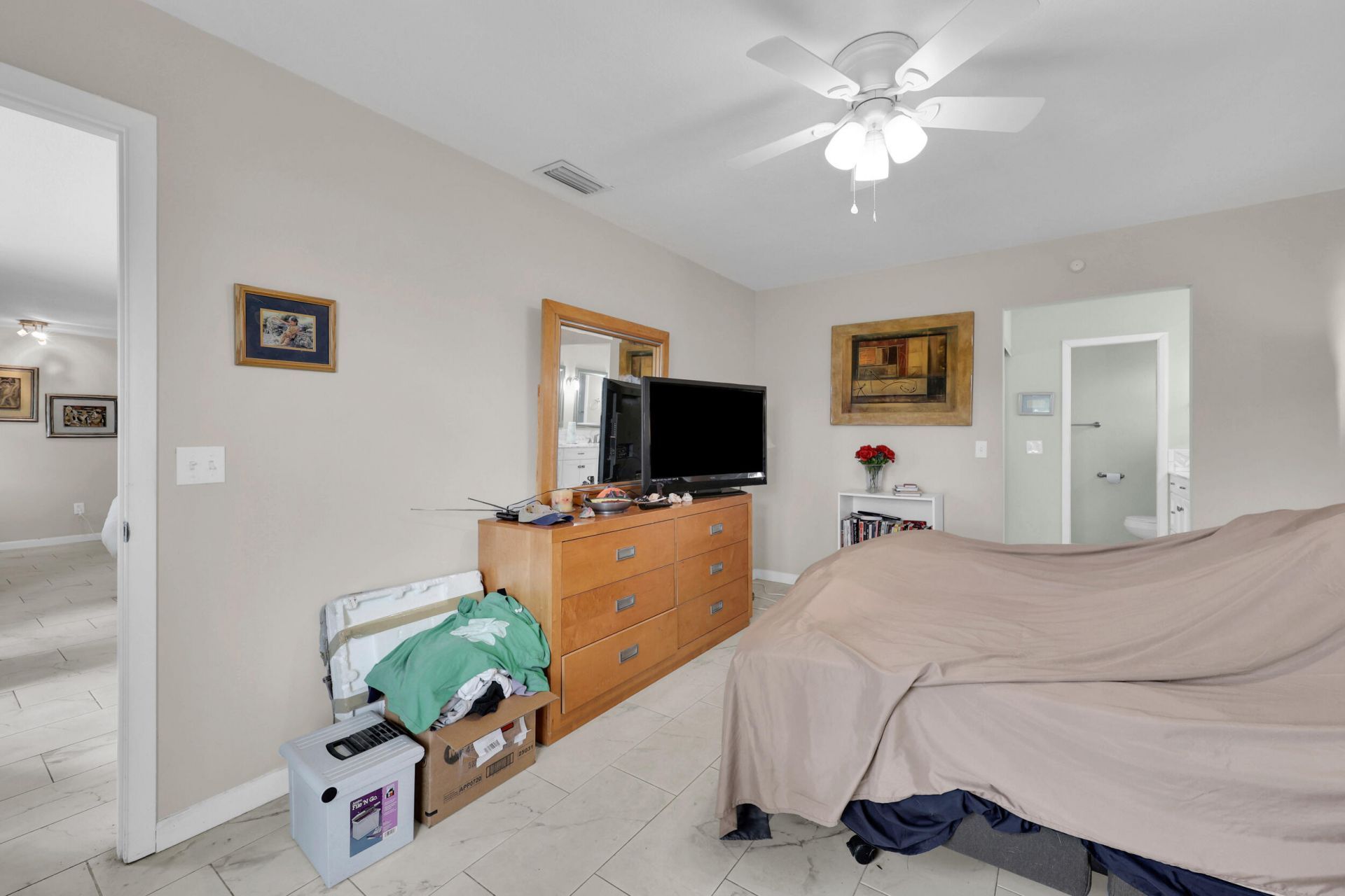 552 SW Eyerly Avenue, Port Saint Lucie, FL 34983 Photo
