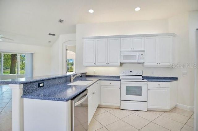 208 Lamonte Point Ct , Debary, FL 32713 Photo