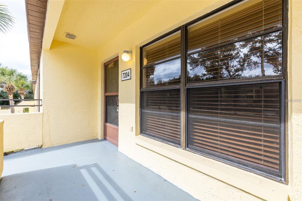 13608 S Village Drive , Unit 7204, Tampa, FL 33618 Photo