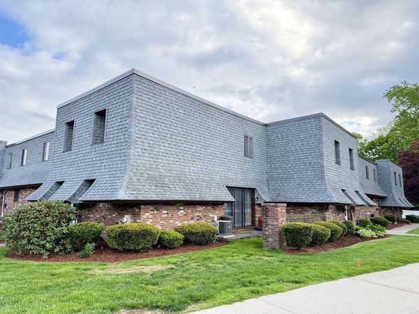 119 Beekman Dr, Unit 119, Agawam, MA 01001