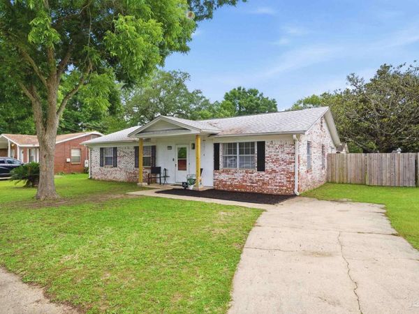 3283 Fresno Ave, Pensacola, FL 32526