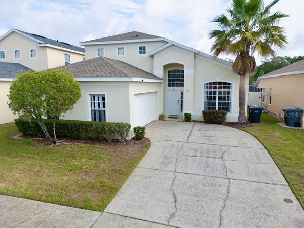 936 BLOOMINGDALE DRIVE , DAVENPORT, FL 33897