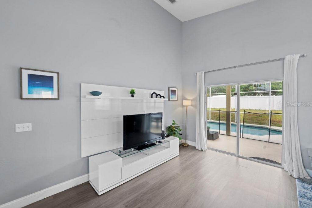 936 Bloomingdale Drive , Davenport, FL 33897 Photo