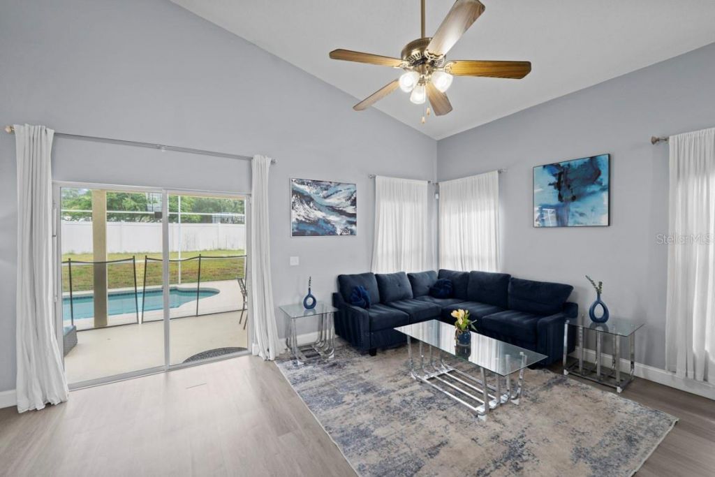 936 Bloomingdale Drive , Davenport, FL 33897 Photo