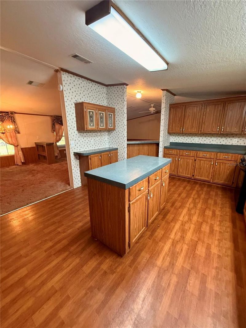 7561 SE 120th Court , Morriston, FL 32668 Photo