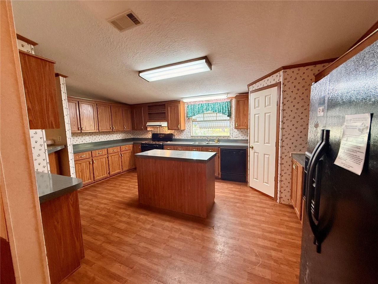 7561 SE 120th Court , Morriston, FL 32668 Photo