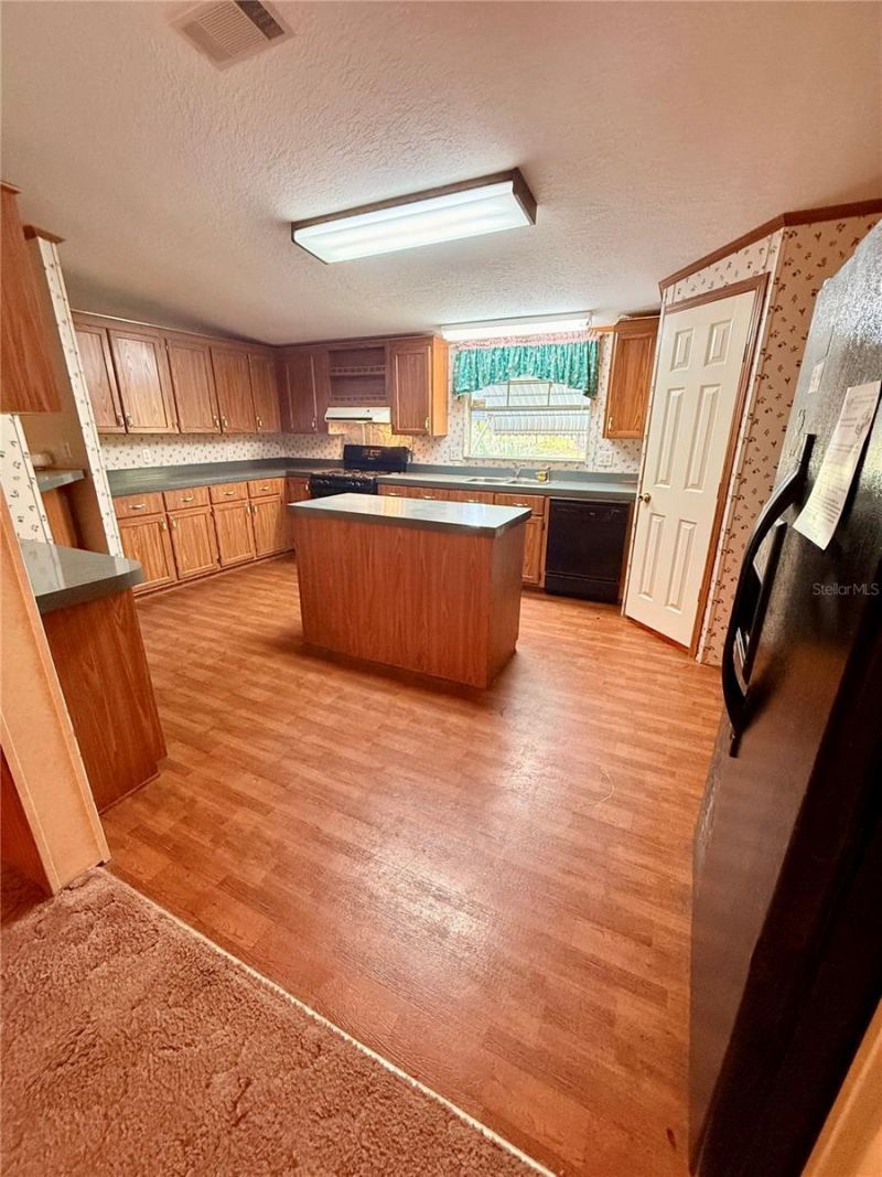 7561 SE 120th Court , Morriston, FL 32668 Photo