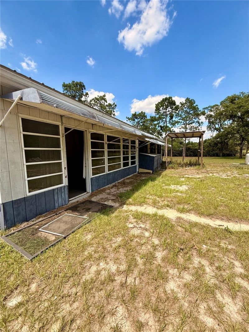 7561 SE 120th Court , Morriston, FL 32668 Photo