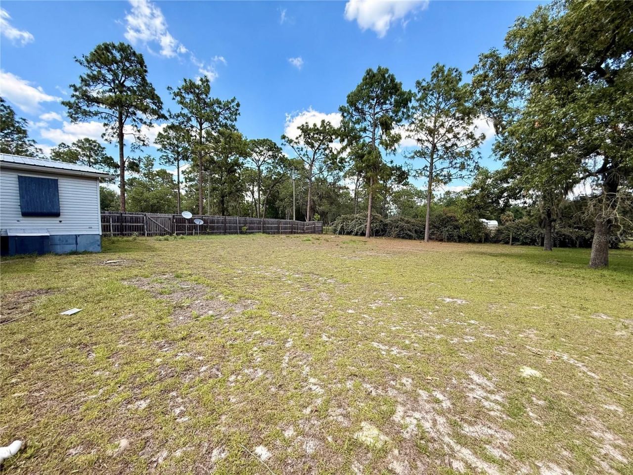 7561 SE 120th Court , Morriston, FL 32668 Photo