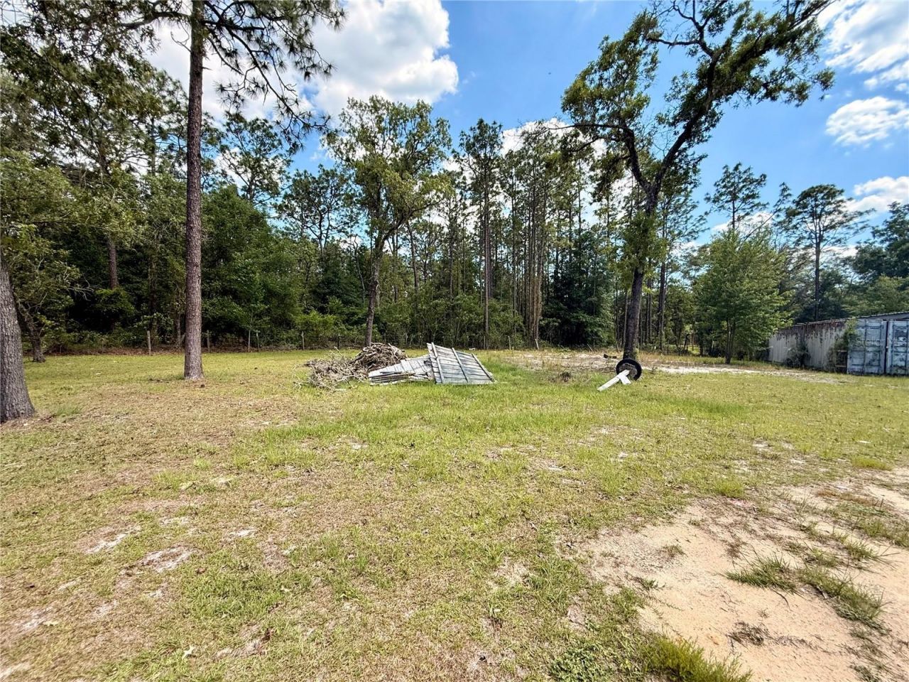 7561 SE 120th Court , Morriston, FL 32668 Photo