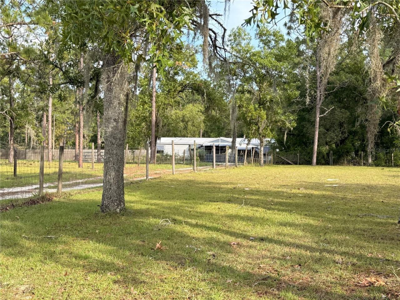 7561 SE 120th Court , Morriston, FL 32668 Photo