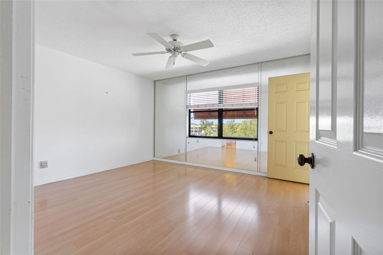 5775 Park Street N, Unit 411, Saint Petersburg, FL 33709 Photo