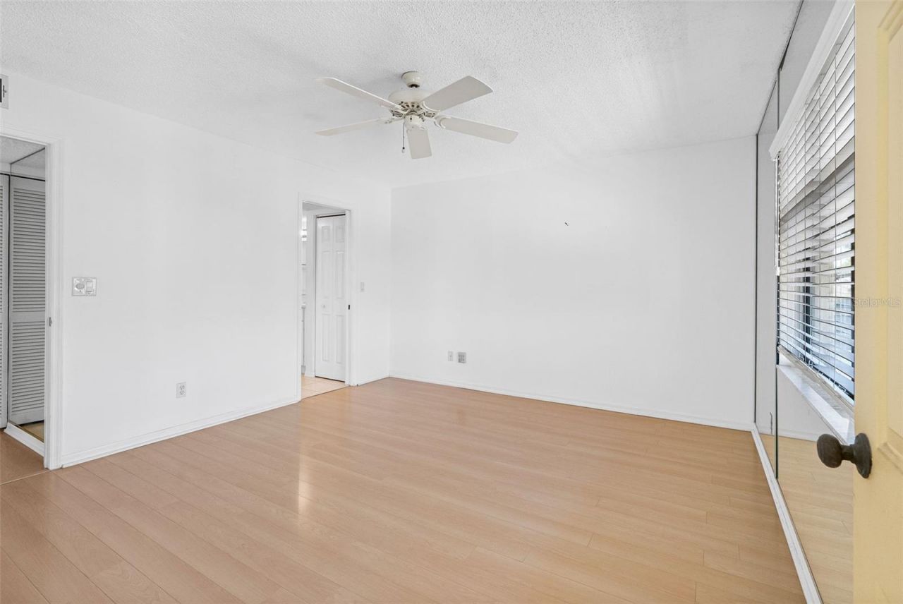 5775 Park Street N, Unit 411, Saint Petersburg, FL 33709 Photo