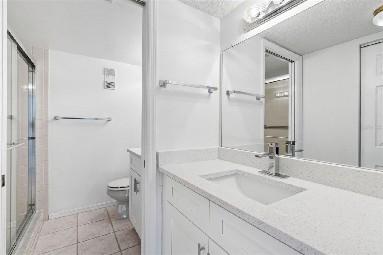 5775 Park Street N, Unit 411, Saint Petersburg, FL 33709 Photo